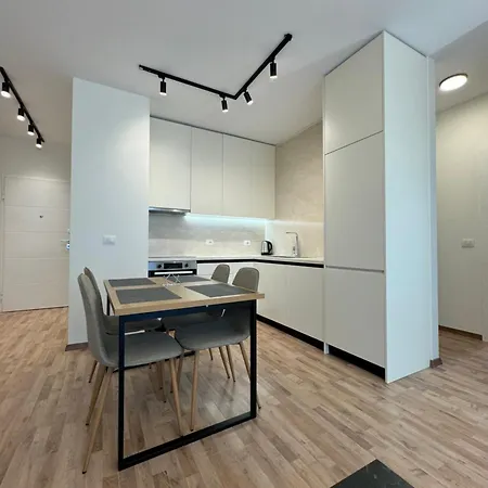 Primo 2 Apartment *